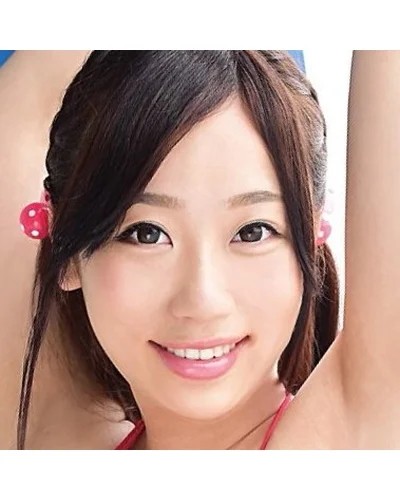 Akari Fujii photo 2