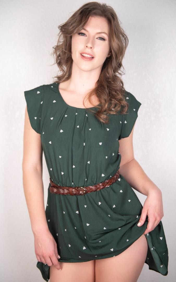 Ella Nova photo 22