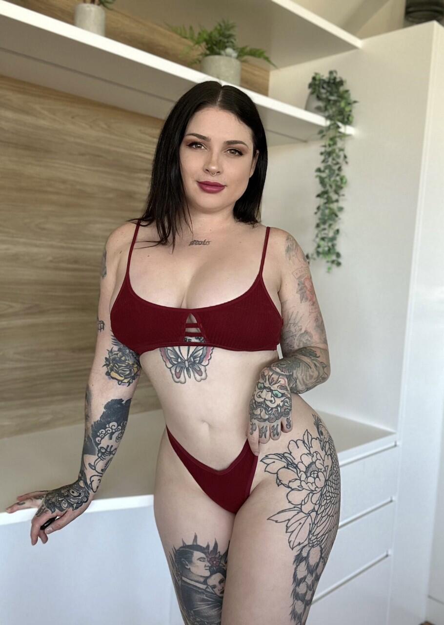 Demi Novak photo 7