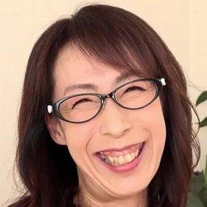 Kawanami Rika — fotos e vídeos +18
