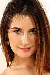 Camilla Moon