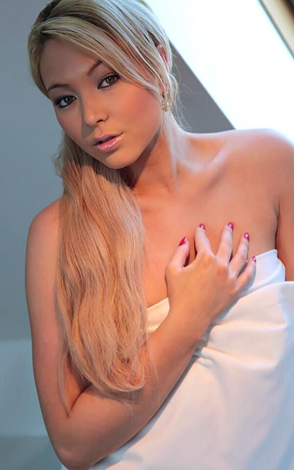 Natalia Forrest photo 20