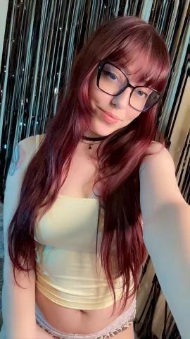 Linnyxx — fotos e vídeos +18