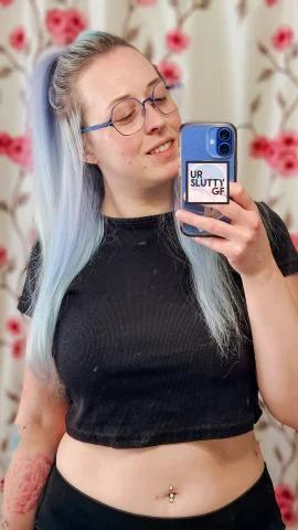 Kylie Kisser — fotos e vídeos +18