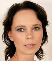 Joanna Collins — fotos e vídeos +18