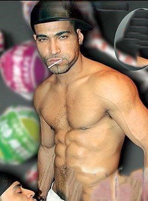 Jay Tee — fotos e vídeos +18