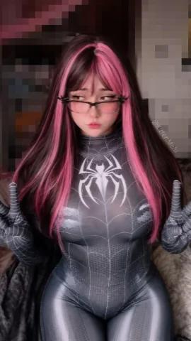 Kitten Melu — fotos e vídeos +18