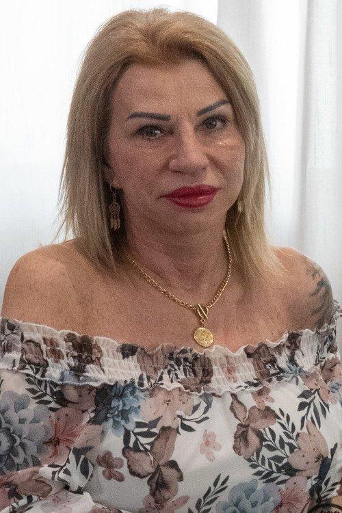 Kim Golden Eu — fotos e vídeos +18