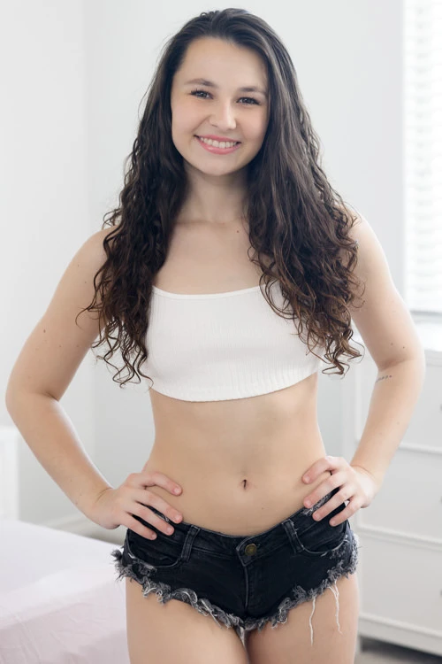 Liz Jordan photo 56