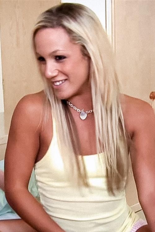 Kara Novak photo 10