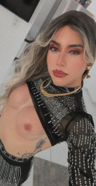 Aleah Cuban photo 3