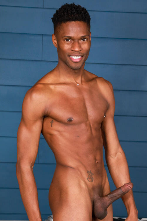 Isaiah Taye photo 4
