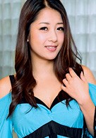 Satomi Suzuki photo 21