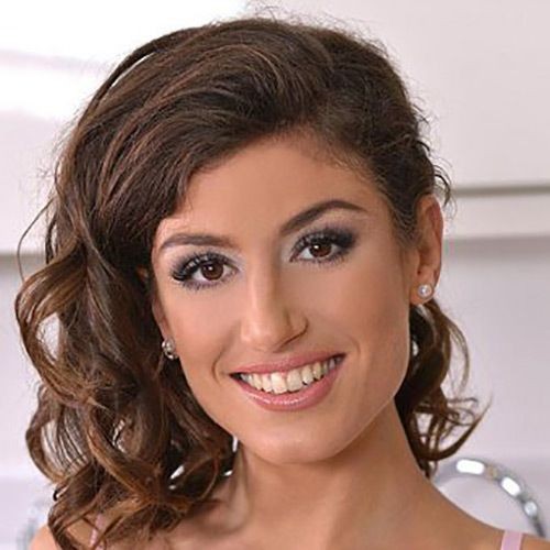 Julia Roca photo 23