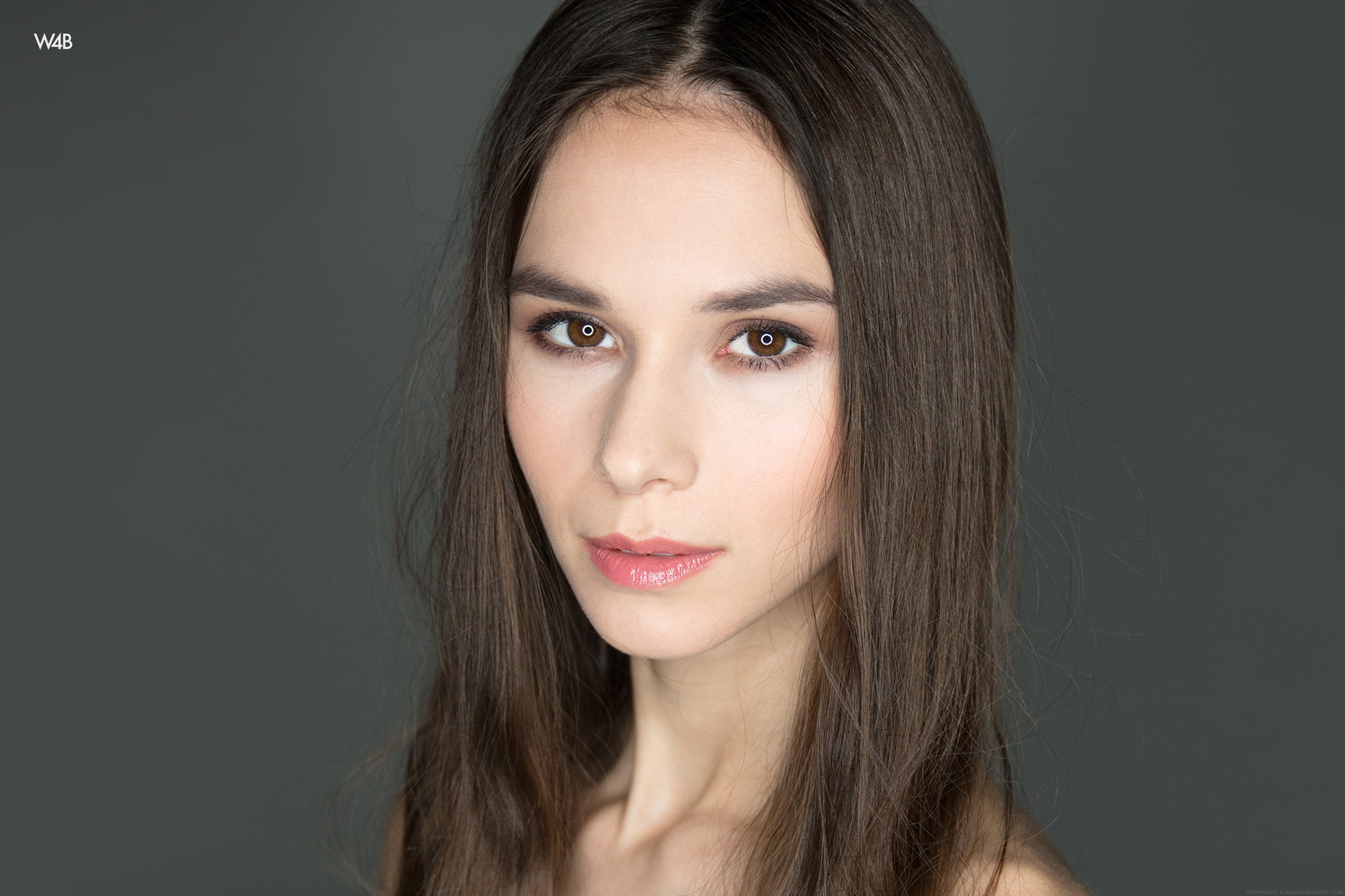 Leona Mia photo 2