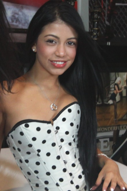 Veronica Rodriguez photo 5