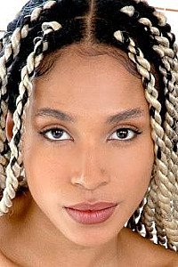 Aly Deity - profil actrice