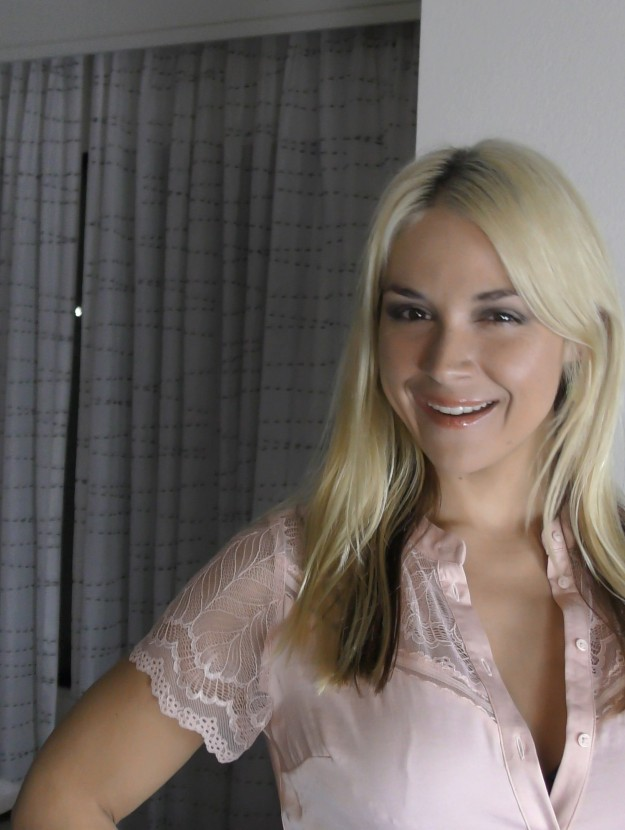 Sarah Vandella photo 2