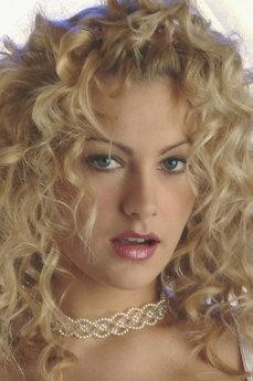 Elle A photo 2