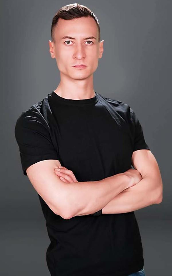 Charlie Dean photo 23