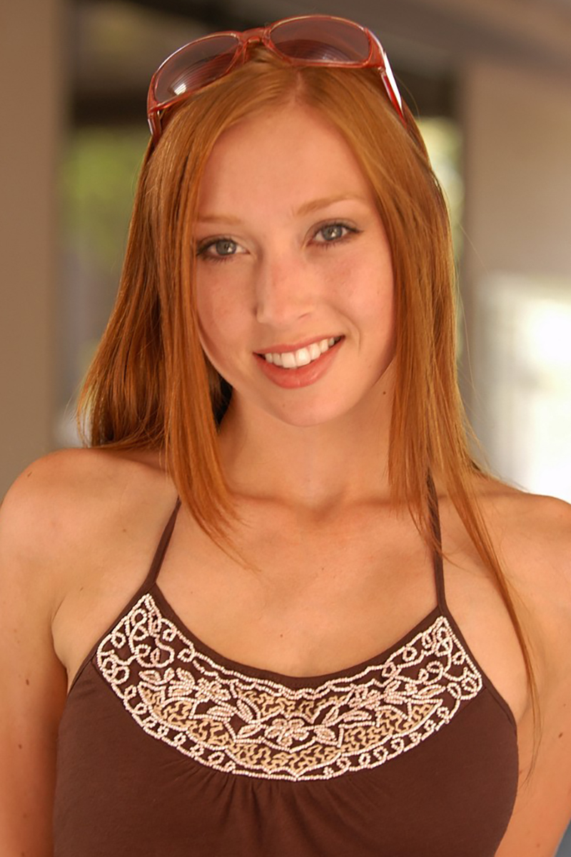 Dana Sinnz photo 2