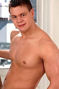 Damon Phoenix photo 3