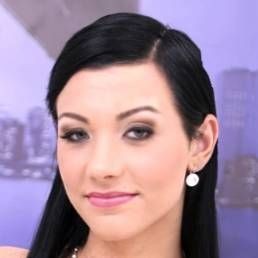 Adelle Sabelle photo 29
