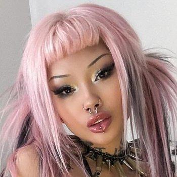 Alexis Munroe — fotos e vídeos +18