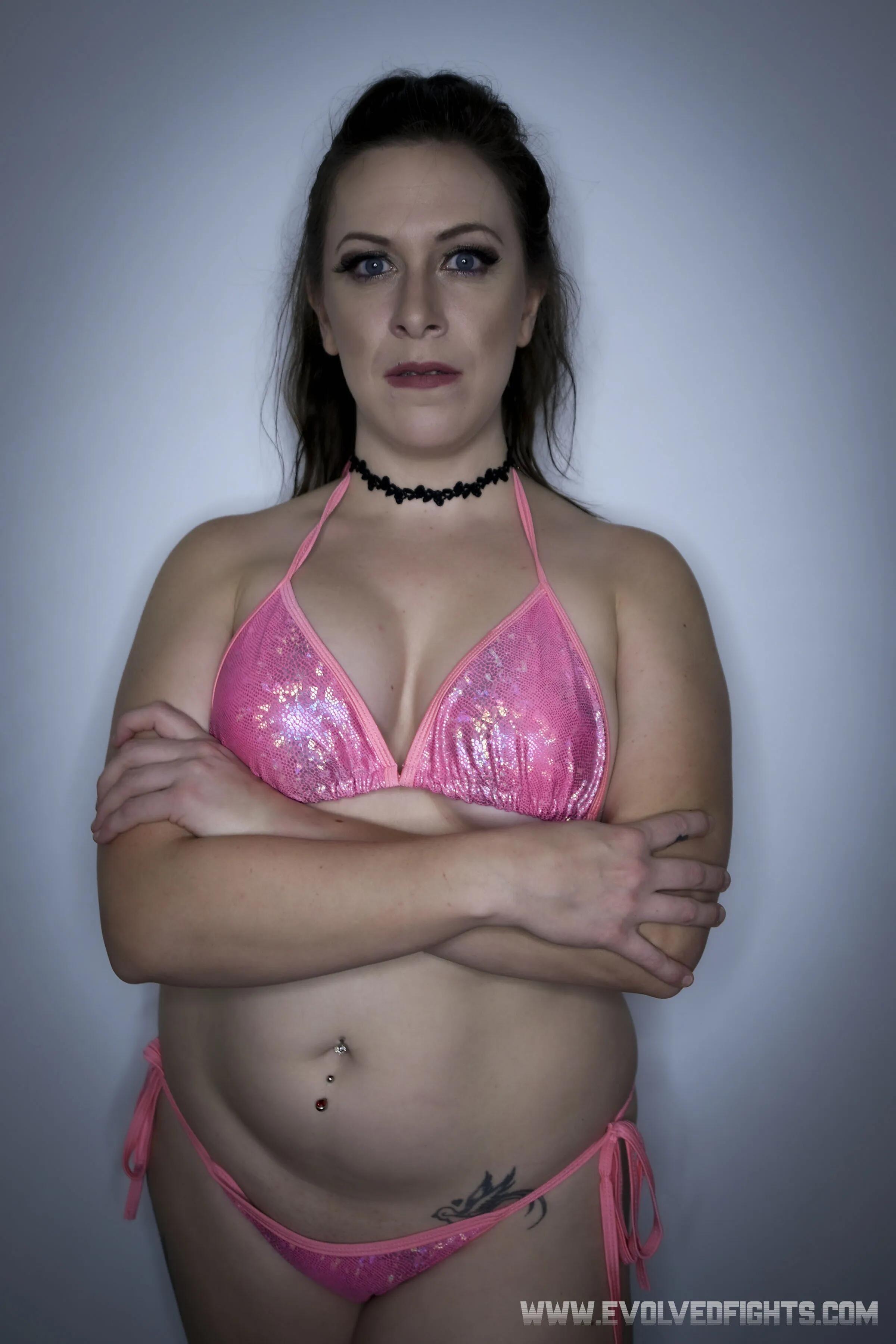 Shelby Paris photo 3