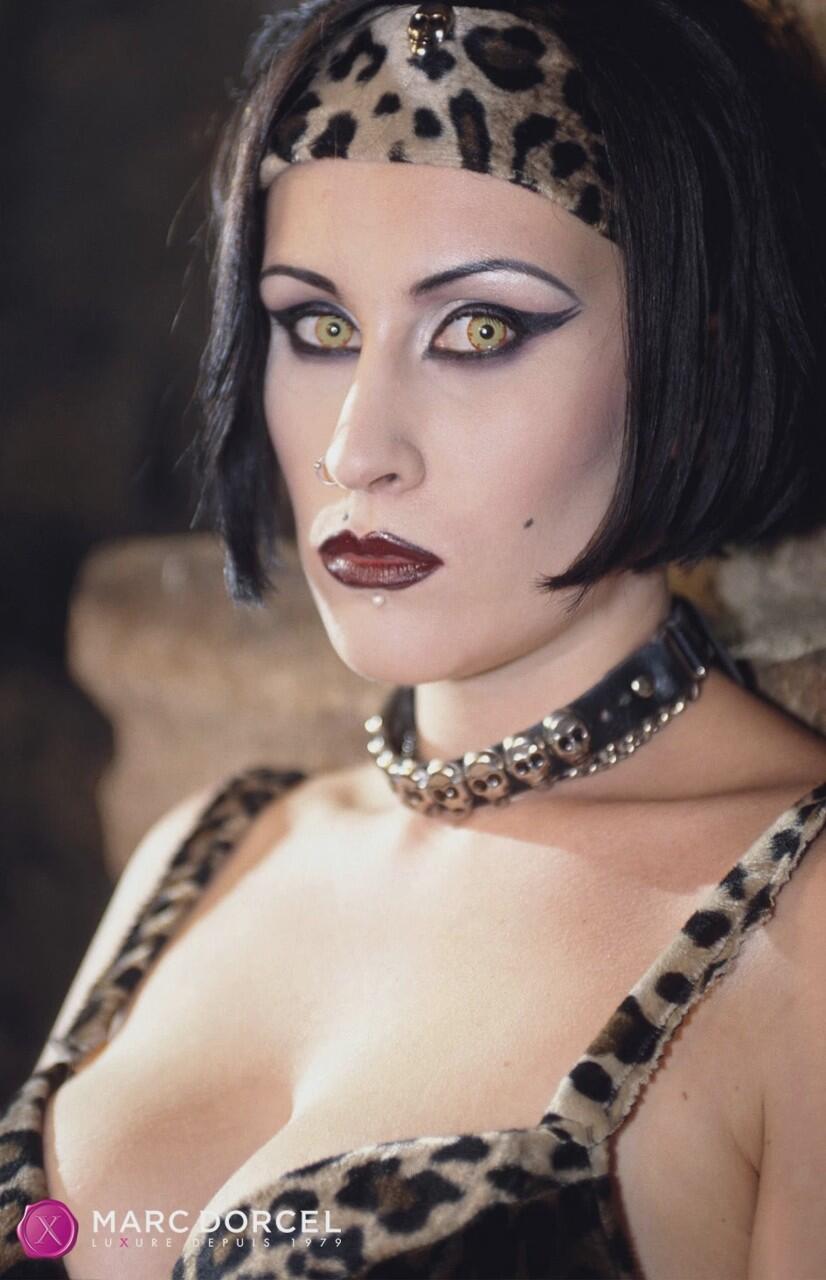 Ovidie photo 2