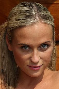 Vinna Reed photo 84