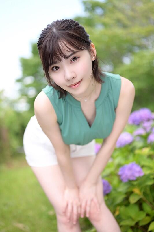 Eimi Fukada photo 13