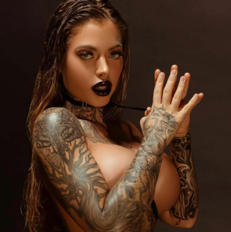 Chantal Danielle photo 26