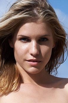 Izabella Putine photo 13