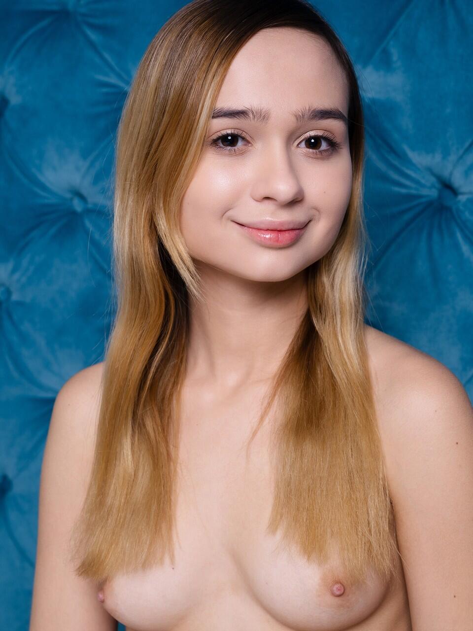 Aimee Rox photo 2