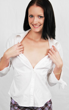 Hailey Young photo 25