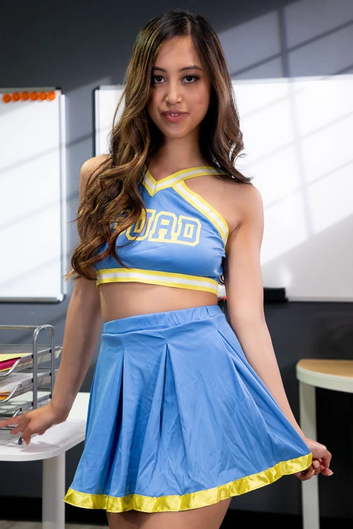 Alexia Anders photo 28