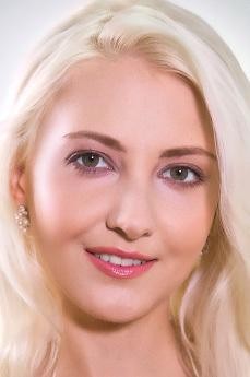 Helena Moeller photo 24