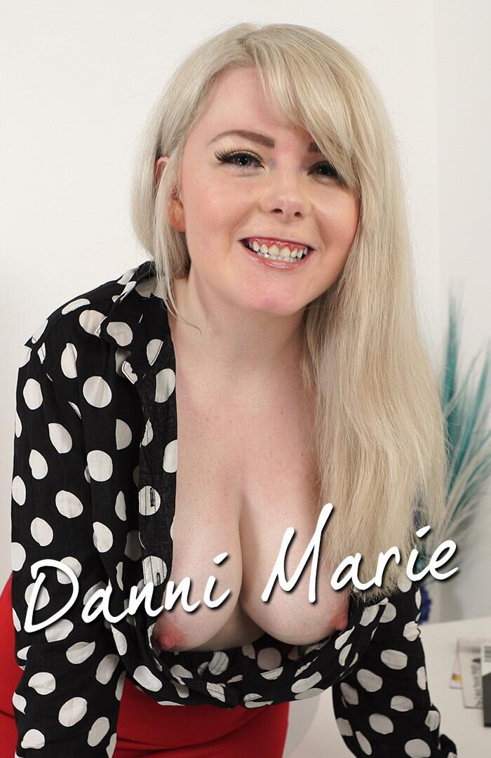 Danni Marie photo 3