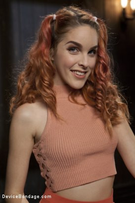 Amarna Miller photo 46