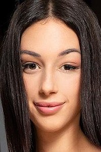 Shania Vega - profil actrice