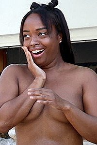 Paris Nova - profil actrice