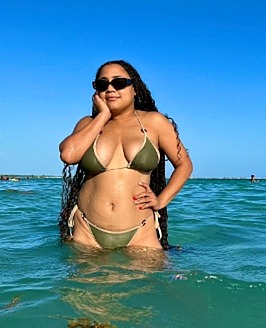 Khalessi photo 2