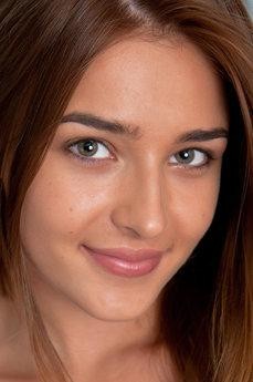 Adriana F photo 2