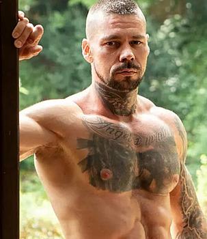 Angelo Godshack photo 34