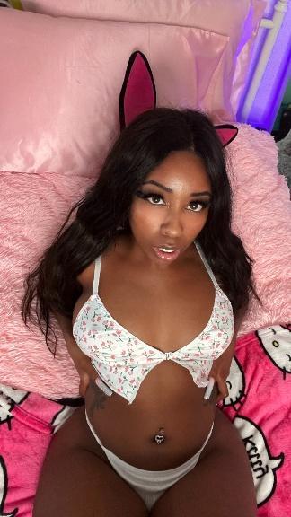 Mia Darlingg — fotos e vídeos +18