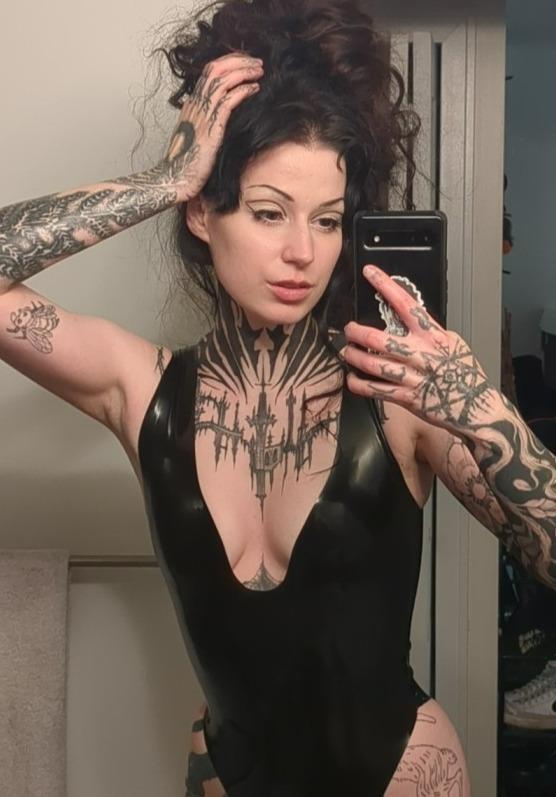 Slim Saydeee — fotos e vídeos +18