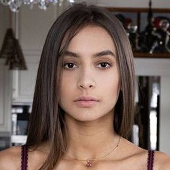Vanessa Alessia photo 26
