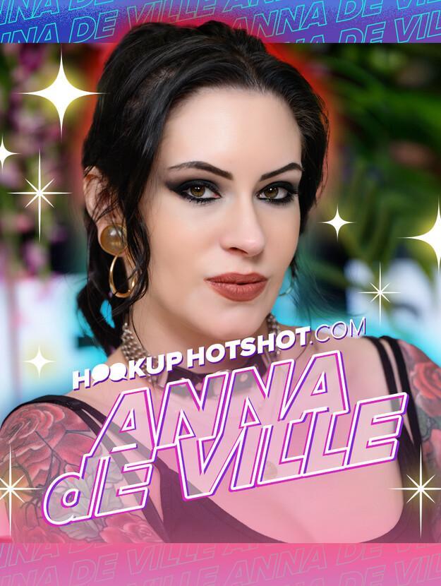 Anna De Ville photo 27