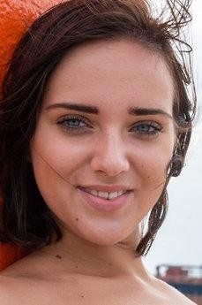 Oxana Chic photo 27